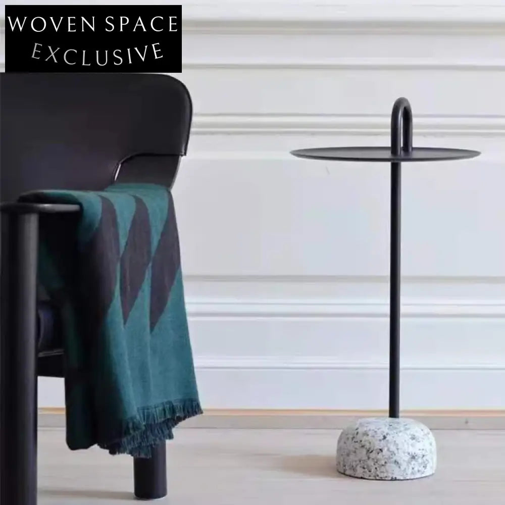 Stylish Nordic Marble Top Round Side Table Modern Metal Base End Table