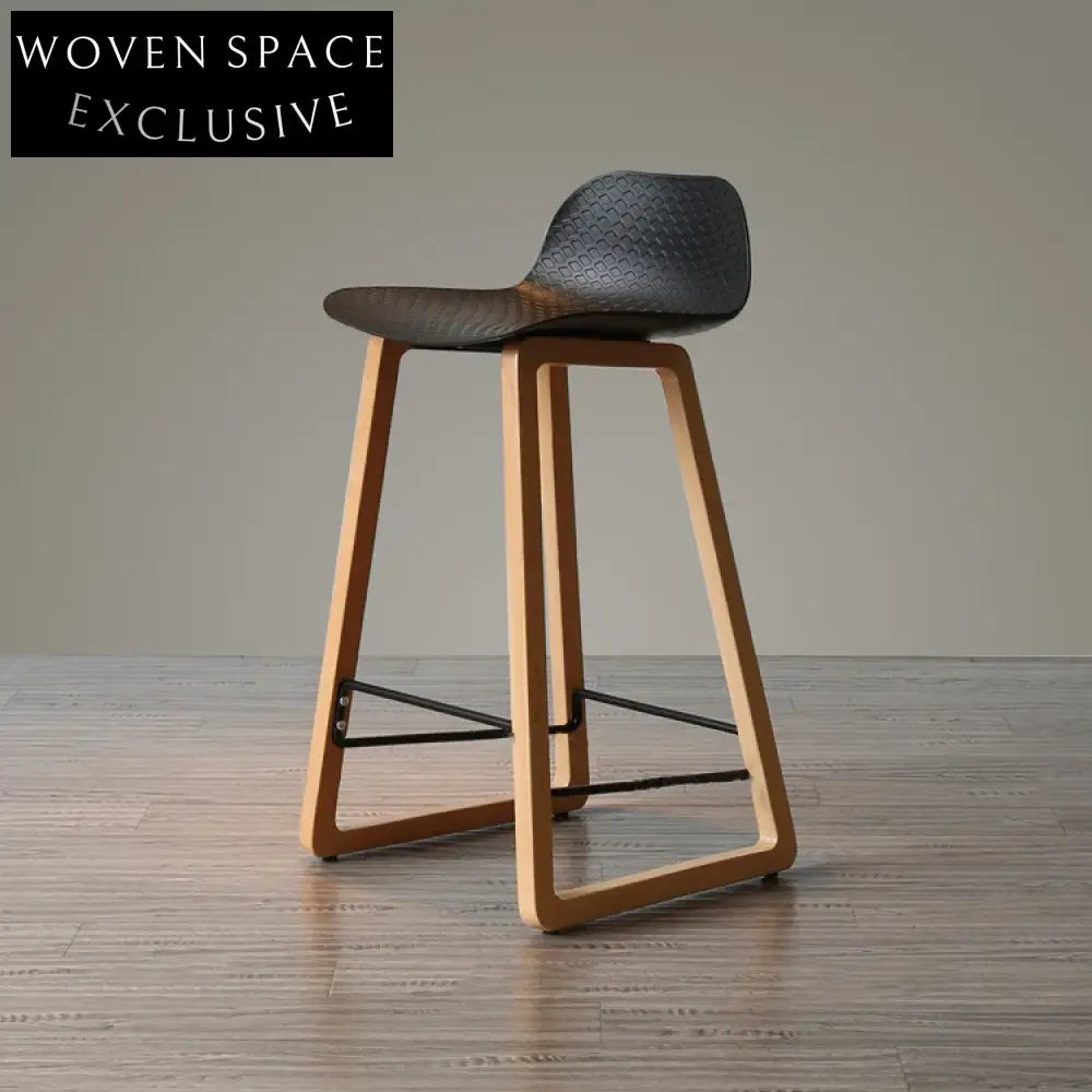 Stylish Plastic Seat Wooden Leg High Bar Stool