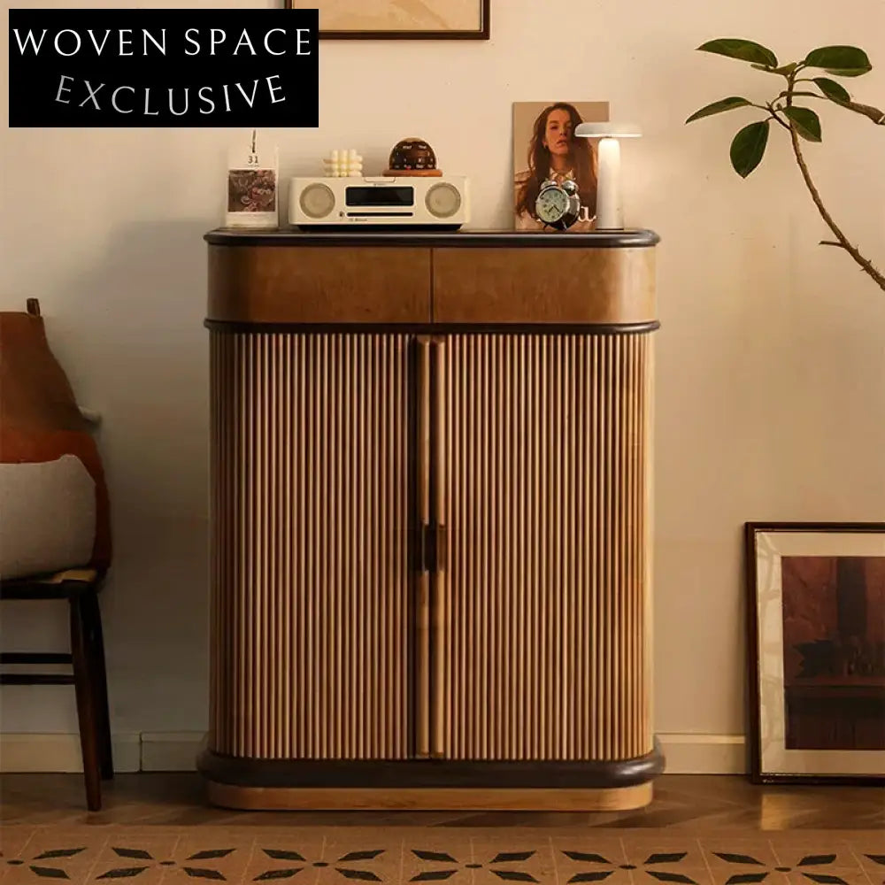 Stylish Solid Oak Wood 2-Door Sideboard TV Unit Hallway Storage Cabinet