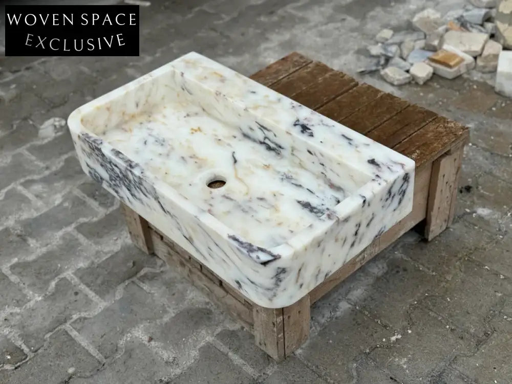 Tullio Calacatta Viola Ribbed Marble Sink