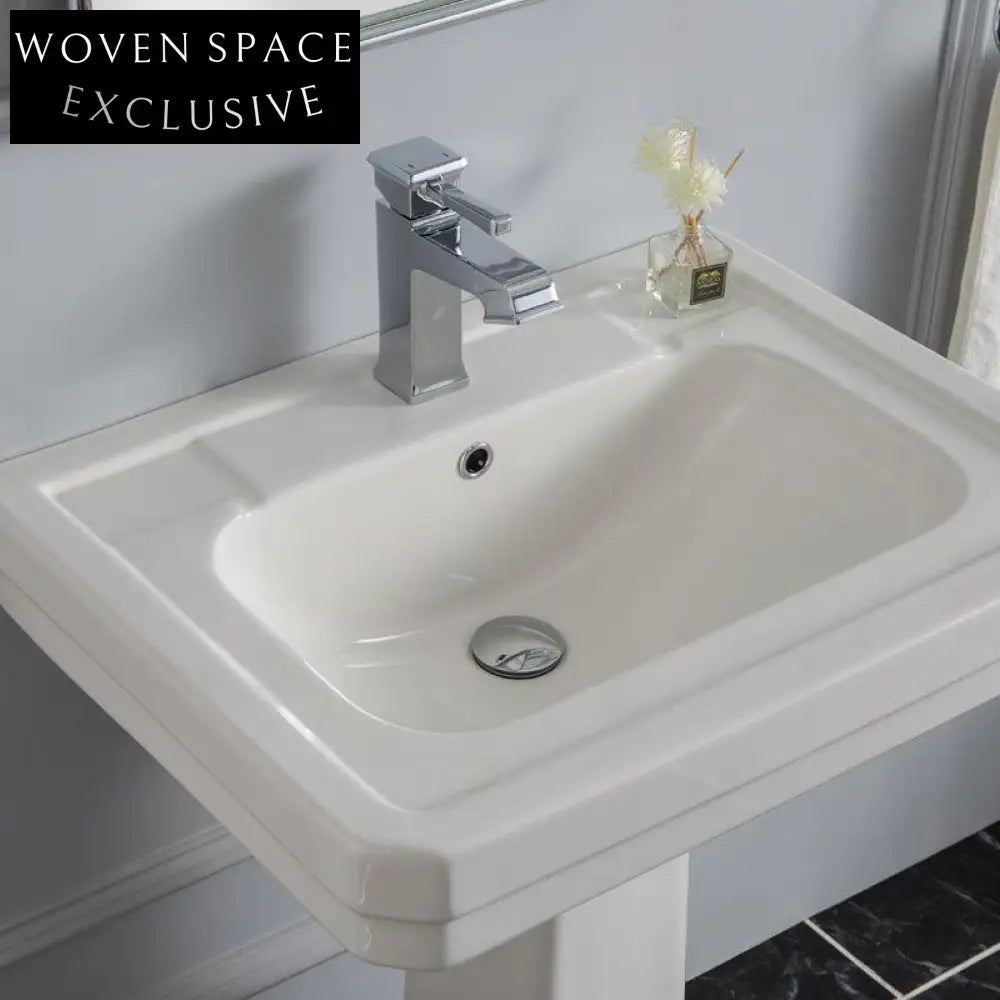 Urbino Dietao Retro Style Basin Three-Hole Faucet