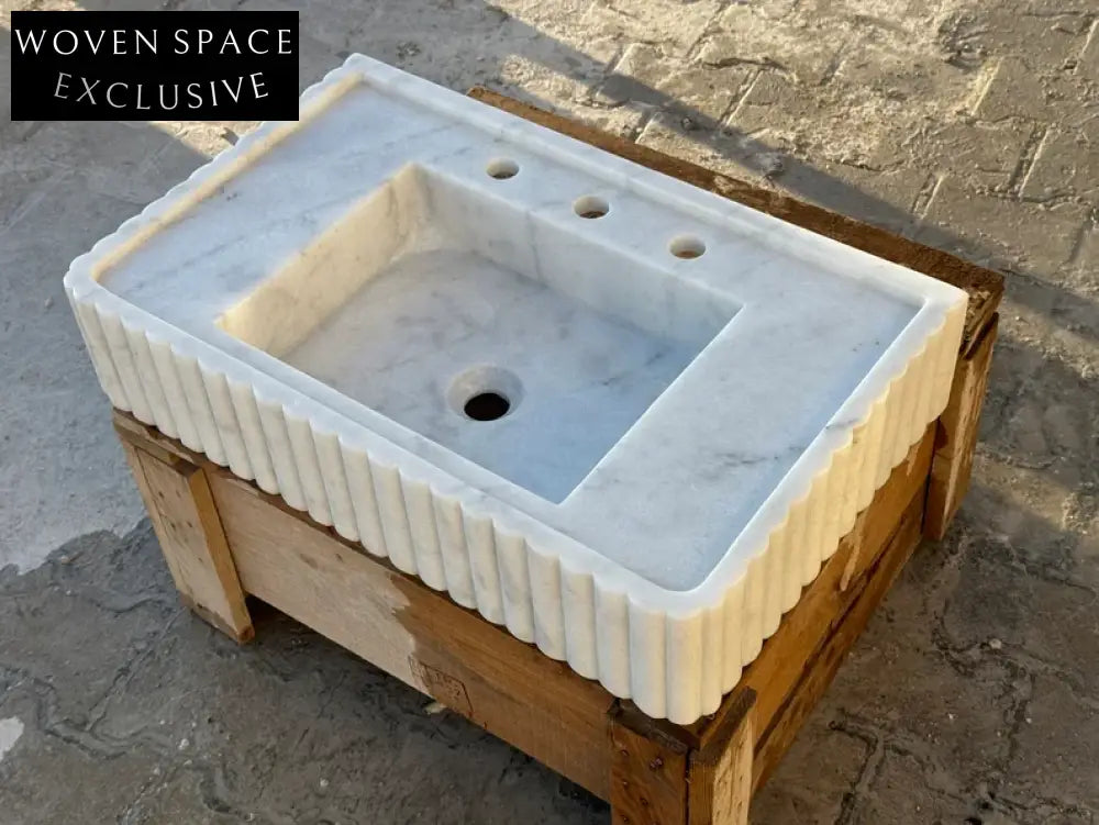 Venise Carrara Marble Sink with Ribbed Sides