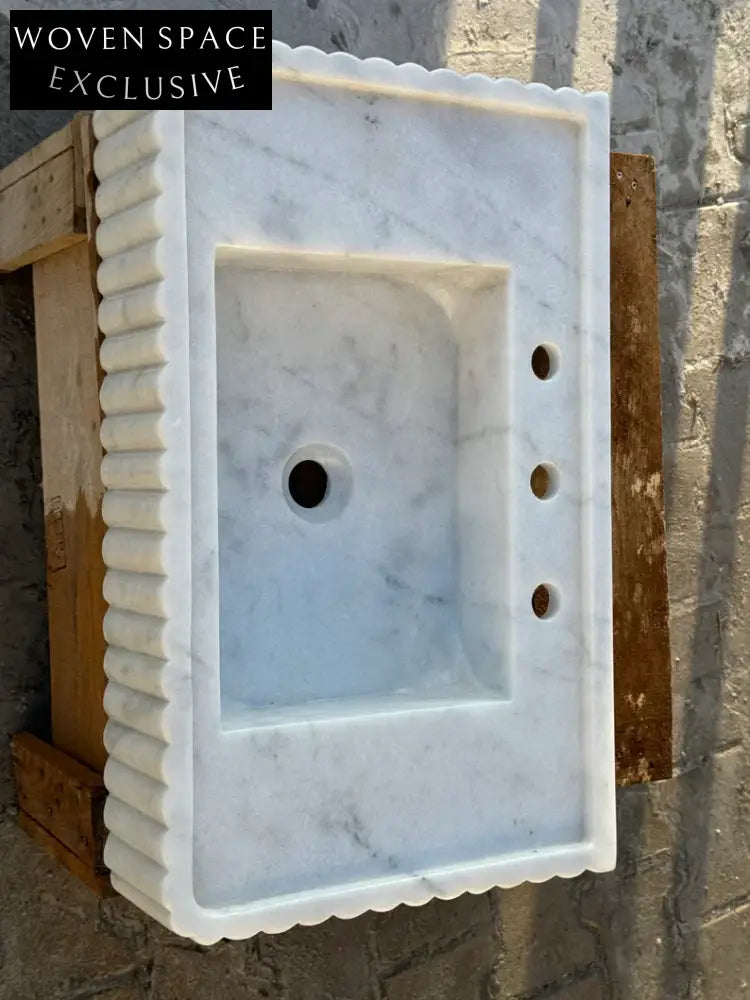 Venise Carrara Marble Sink with Ribbed Sides