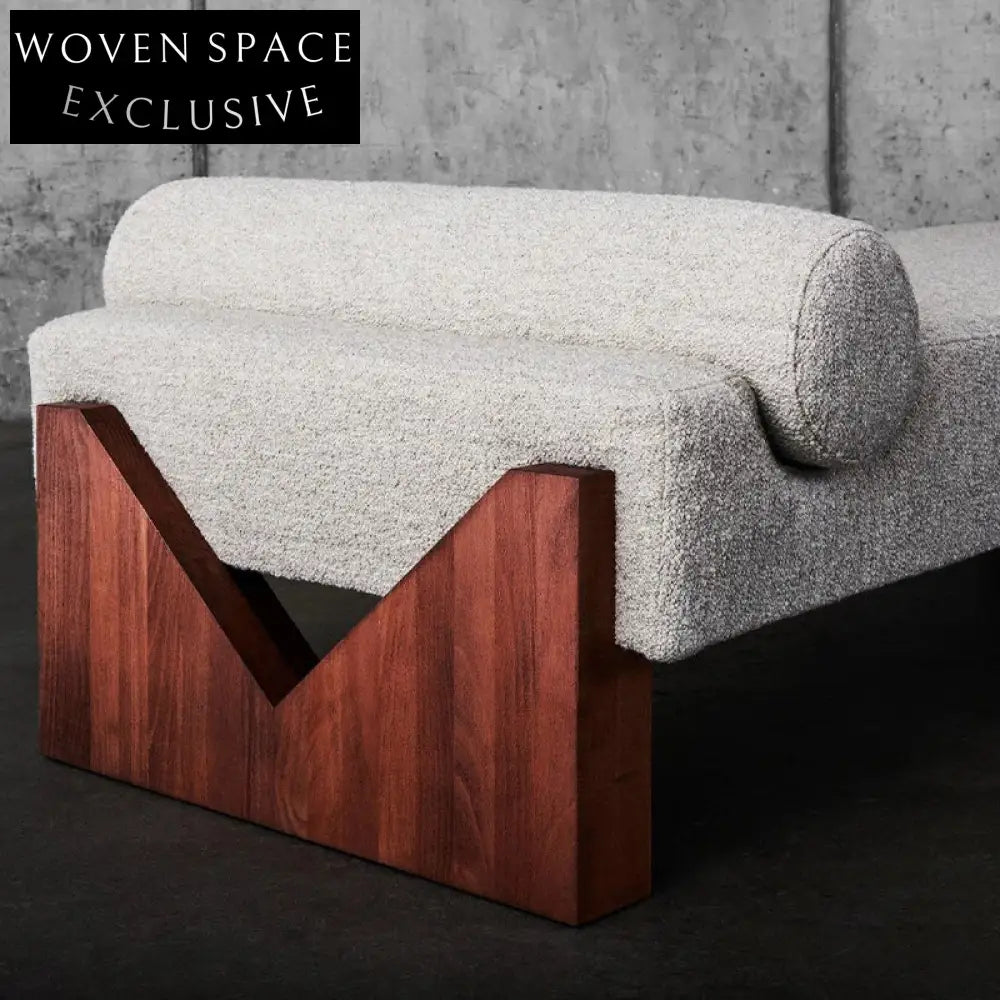 Versatile Midcentury Velvet Day Bed Bench with Tufted Design and Wood Legs