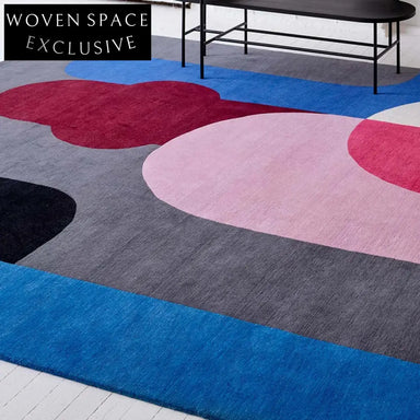 Vibrant Abstract Irregular Polyester Area Rug for Modern Living Room Decor