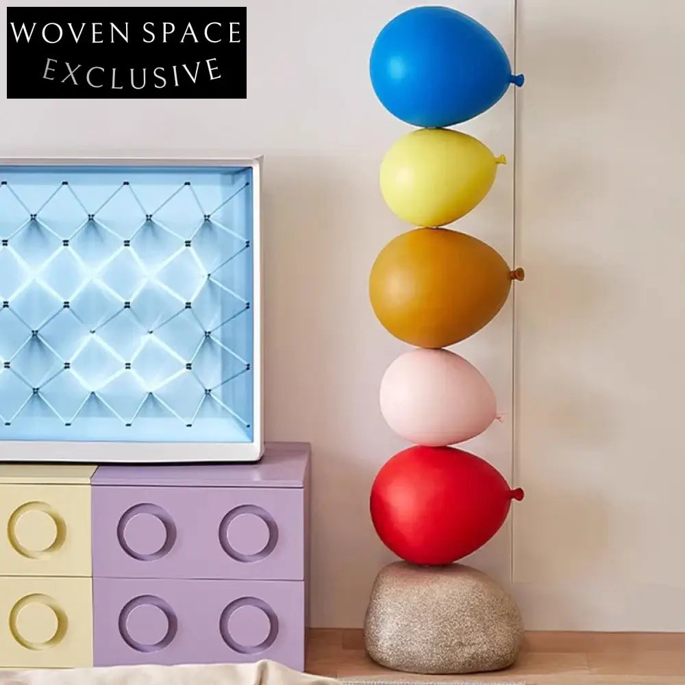 Vibrant Fiberglass Balloon Floor Sculpture: Modern Art Deco Home Entrance Decor