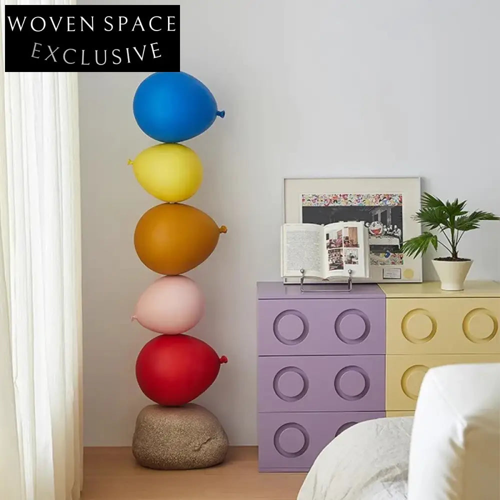 Vibrant Fiberglass Balloon Floor Sculpture: Modern Art Deco Home Entrance Decor