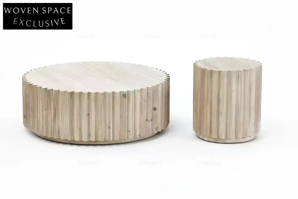 Elegant Reclaimed Pine Round Coffee Table for Modern Minimalist Living Rooms