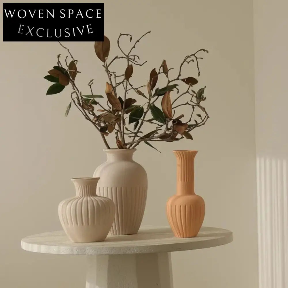 White Ceramic Hand-Painted Nordic Art Flower Vase for Modern Home Decor