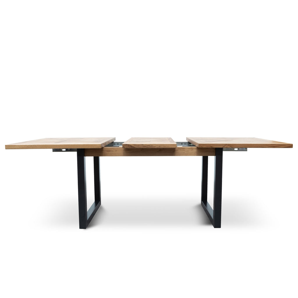 Percy Extendable Dining table - European Oak