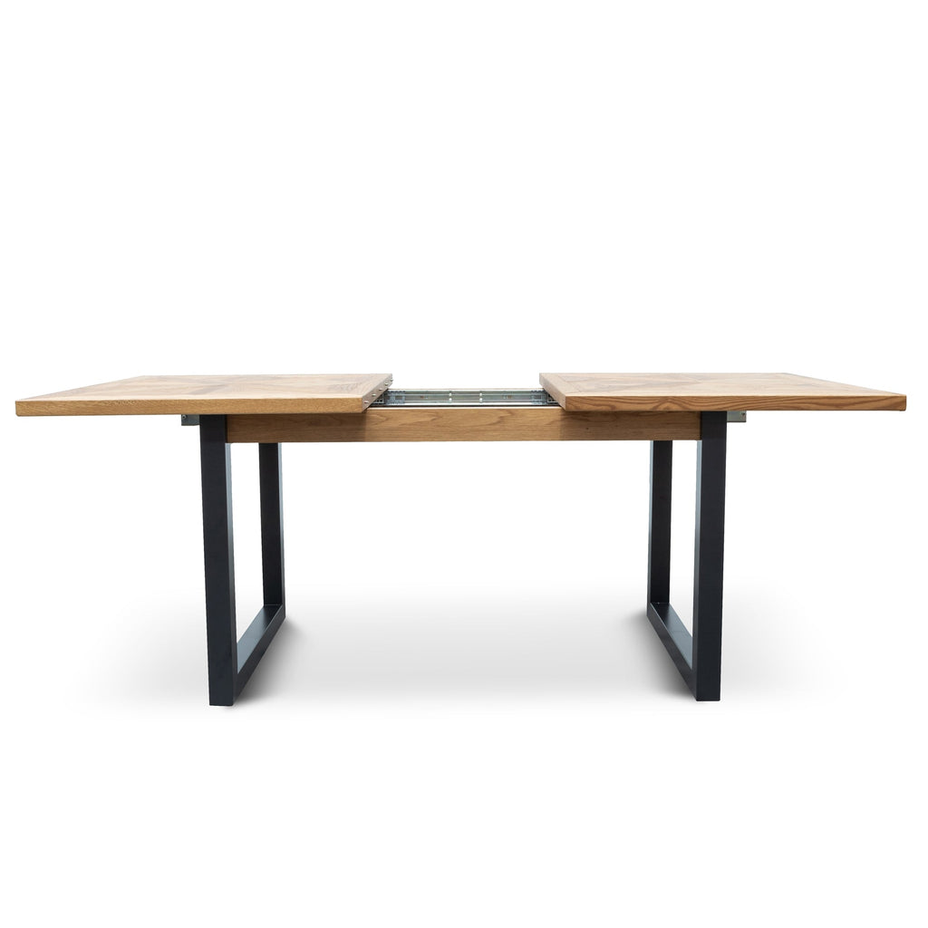 Percy Extendable Dining table - European Oak