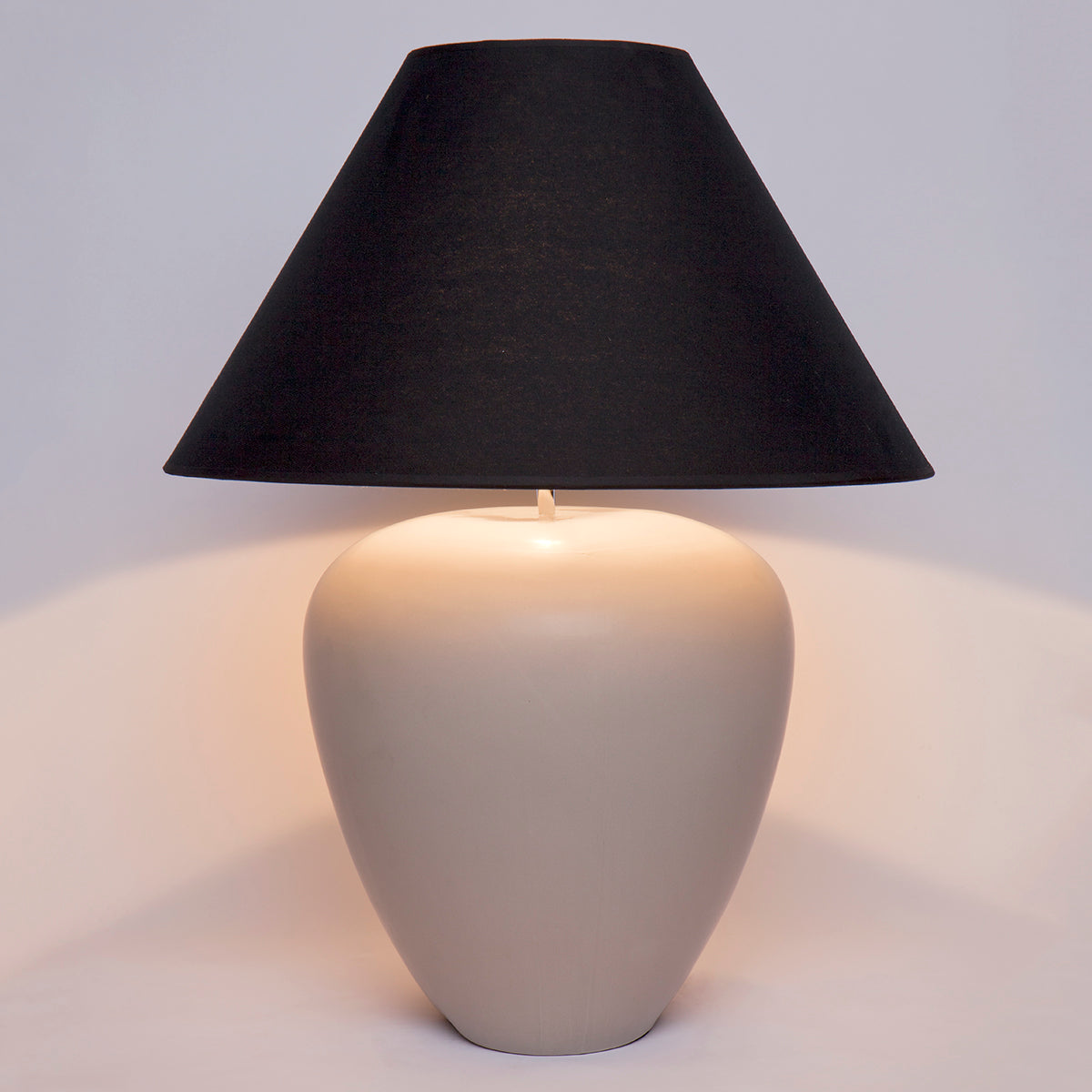 Picasso Table Lamp - Natural w Black Shade