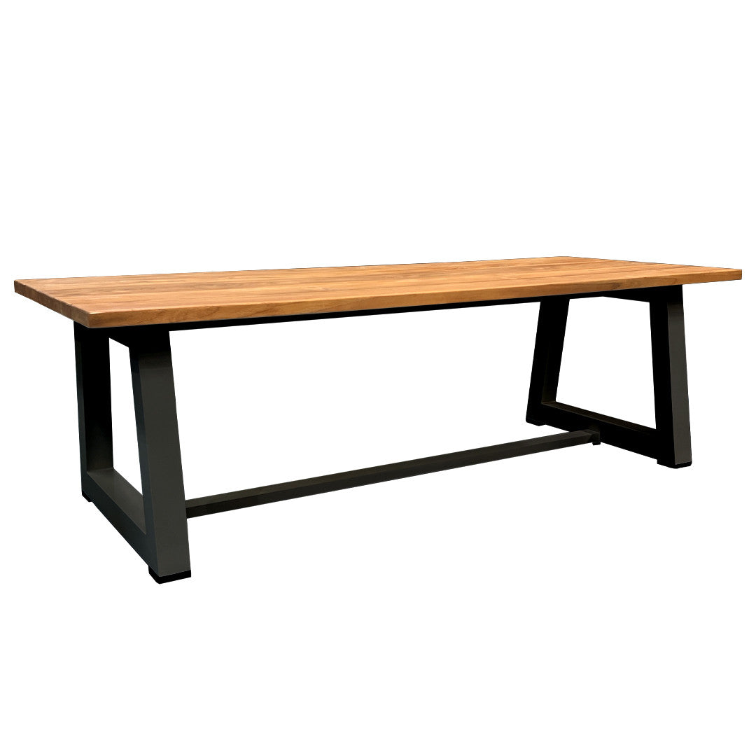 CATALINA BAJA OUTDOOR DINING TABLE 260W / BLACK