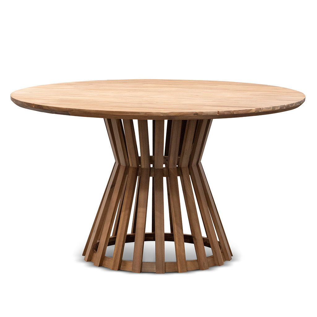 Natural 1.35m Round Dining Table