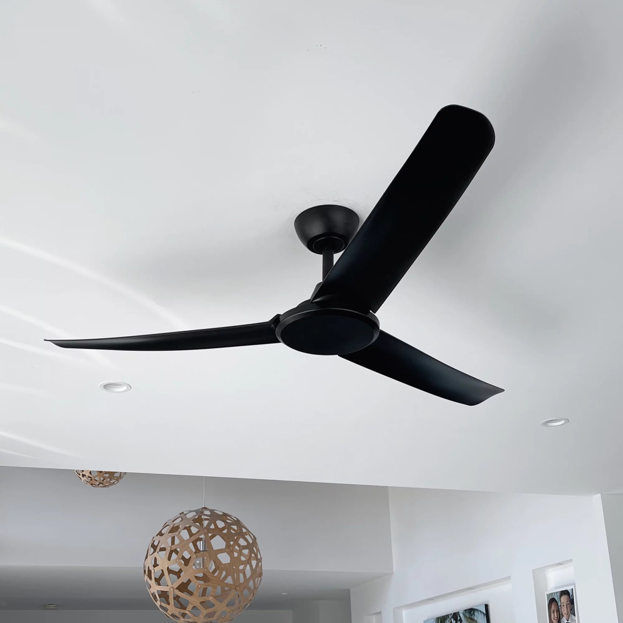 360Fans FlatJET (3/4/5) 56″ (142cm) Black Blade DC Ceiling Fan & Remote Control